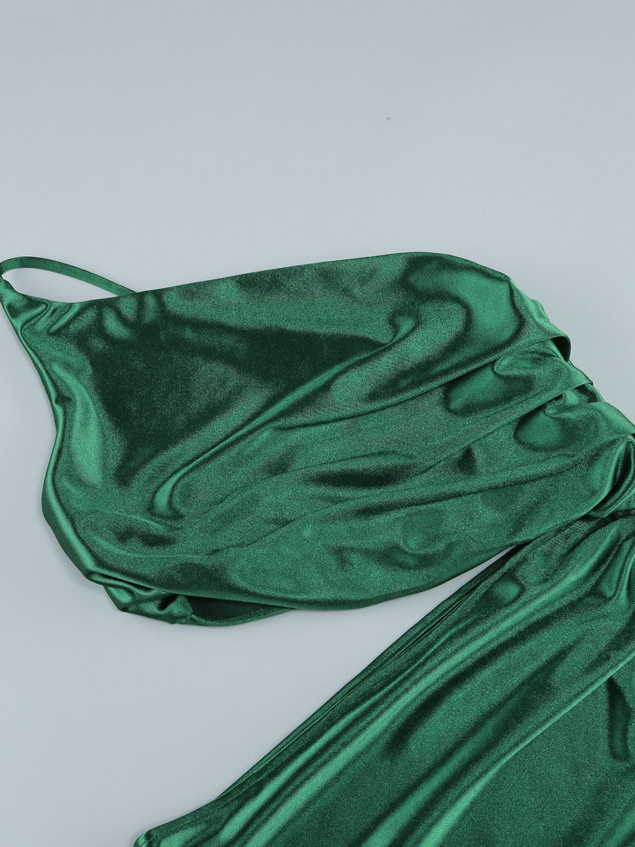 Emerald Green Satin One-Shoulder High-Slit Evening Gown · Elegant Slim-Fit Dress